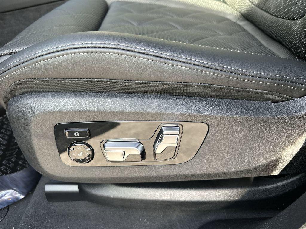 new 2026 BMW X6 car, priced at $111,500