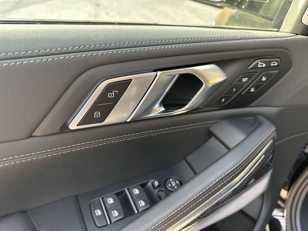 new 2026 BMW X6 car, priced at $111,500