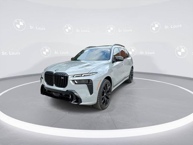 new 2025 BMW X7 car, priced at $119,200