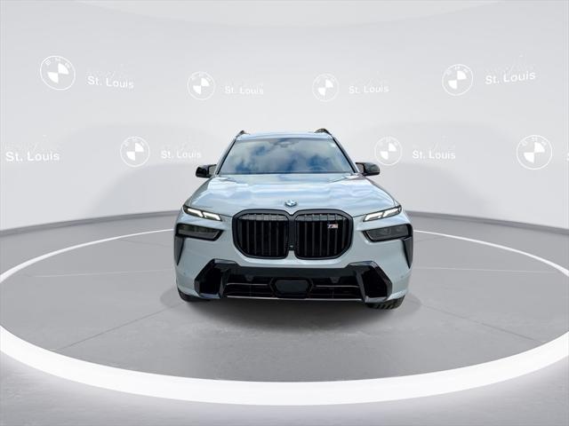 new 2025 BMW X7 car, priced at $119,200