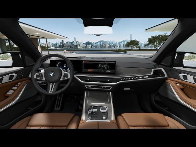 new 2025 BMW X7 car, priced at $118,900