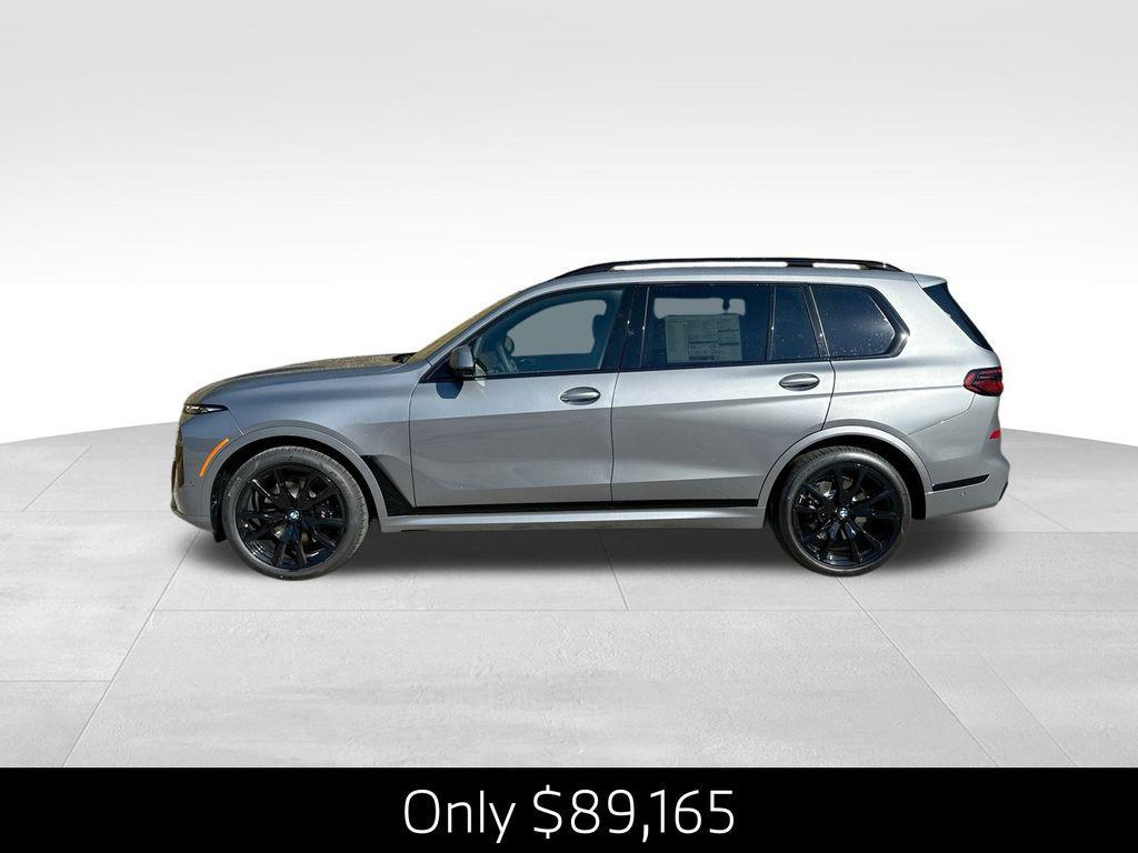 new 2026 BMW X7 car, priced at $100,165