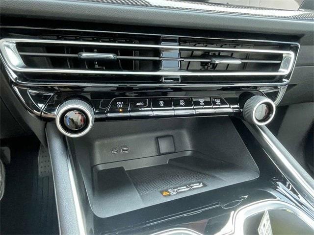 new 2026 Chevrolet Traverse car, priced at $57,254