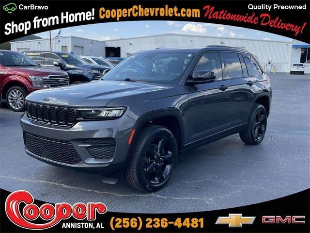 used 2022 Jeep Grand Cherokee car, priced at $27,997