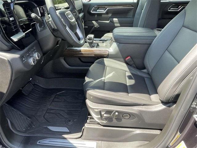 new 2025 GMC Sierra 1500 car, priced at $53,096