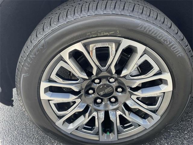 new 2025 GMC Sierra 1500 car, priced at $75,240