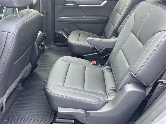 new 2025 GMC Acadia car, priced at $50,379