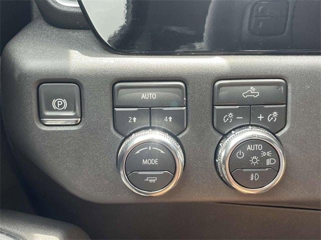 new 2025 GMC Sierra 1500 car, priced at $43,295