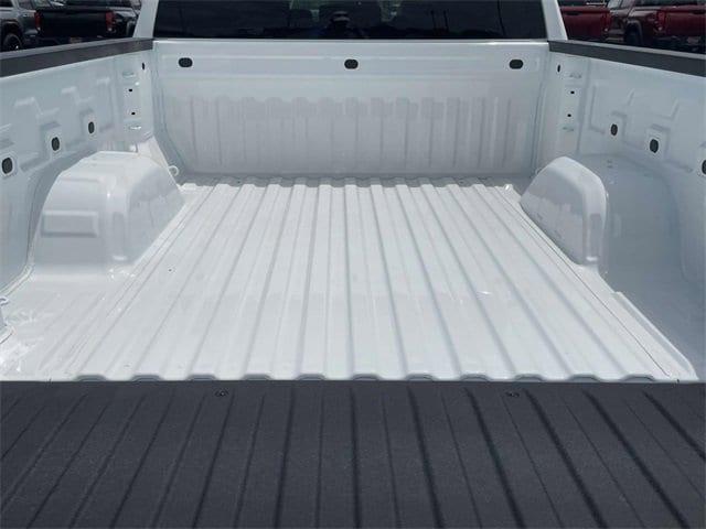 new 2025 GMC Sierra 1500 car, priced at $43,295