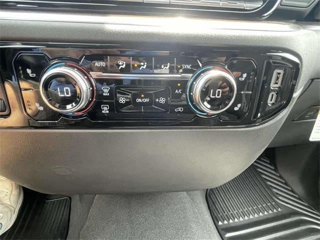 new 2025 GMC Sierra 1500 car, priced at $46,239