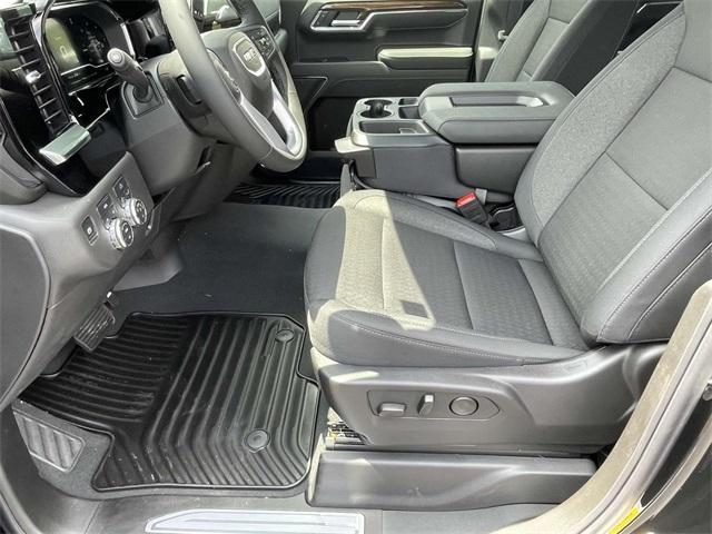 new 2025 GMC Sierra 1500 car, priced at $46,711