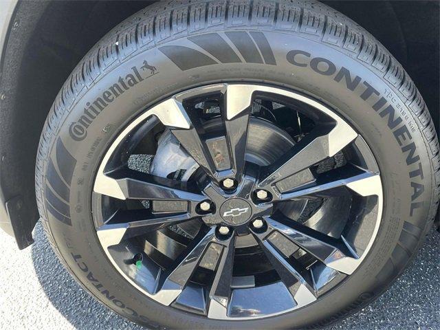 new 2026 Chevrolet Equinox car, priced at $35,325