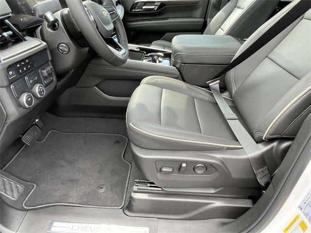 new 2025 Chevrolet Suburban car, priced at $77,382