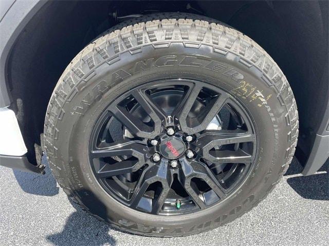 new 2025 GMC Sierra 1500 car, priced at $52,664