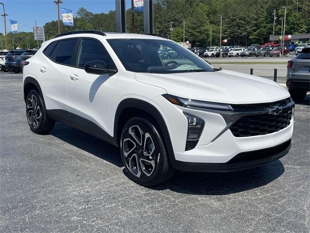 new 2025 Chevrolet Trax car, priced at $26,875