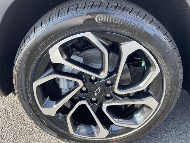 new 2025 Chevrolet Trax car, priced at $26,375