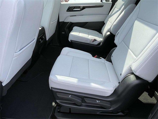 new 2025 Chevrolet Suburban car, priced at $78,250