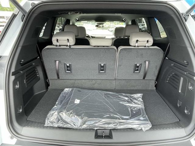 new 2025 GMC Acadia car, priced at $46,048