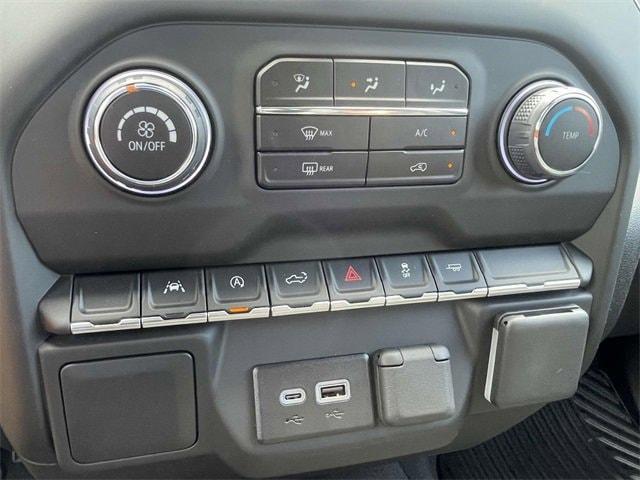 new 2025 Chevrolet Silverado 1500 car, priced at $37,809