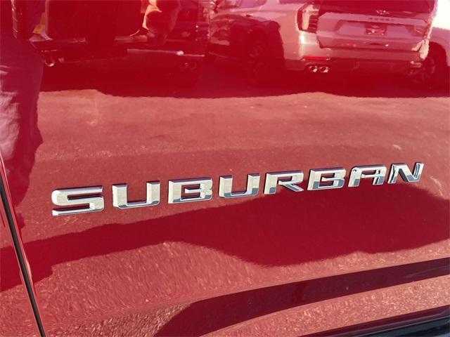new 2025 Chevrolet Suburban car, priced at $76,615