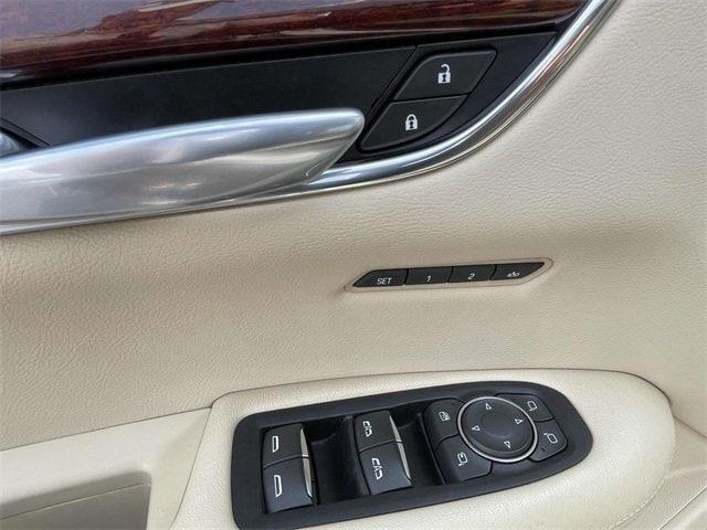used 2017 Cadillac XT5 car, priced at $17,896