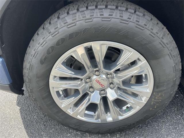new 2025 GMC Sierra 1500 car, priced at $65,571