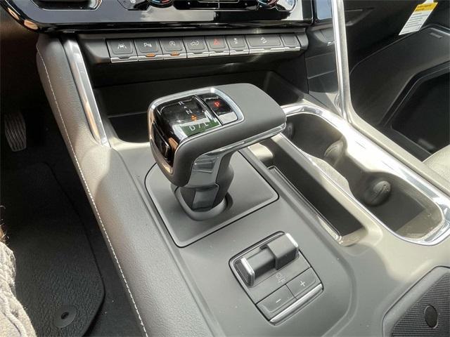 new 2025 GMC Sierra 1500 car, priced at $65,571