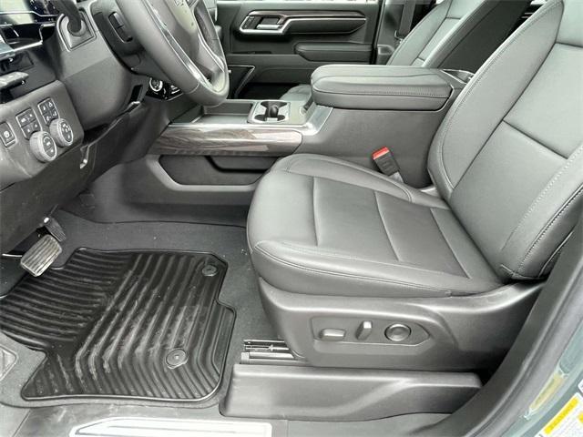 new 2025 Chevrolet Silverado 2500 car, priced at $75,817