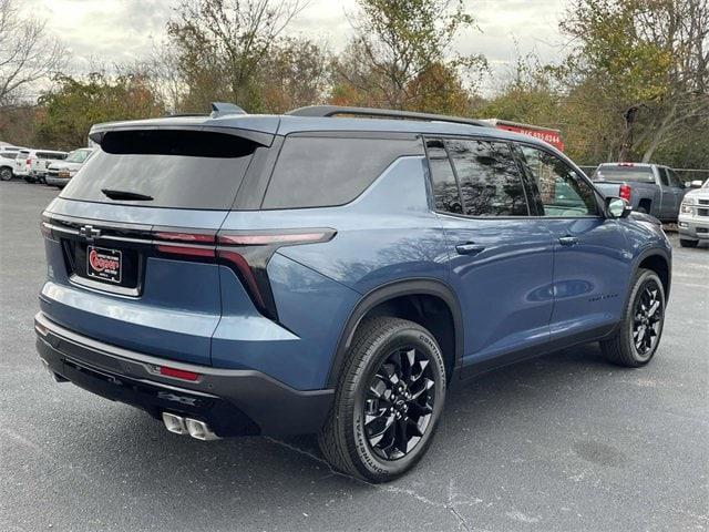 new 2026 Chevrolet Traverse car, priced at $43,536