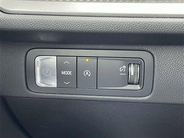 new 2026 Chevrolet Traverse car, priced at $43,536