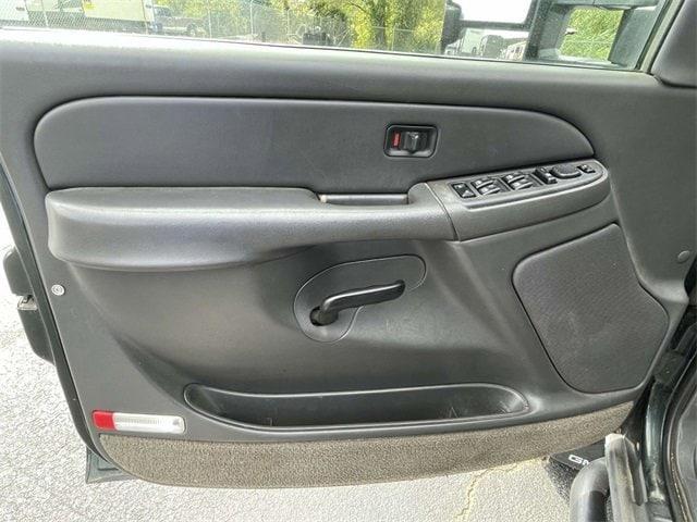 used 2004 GMC Sierra 2500 car, priced at $9,987