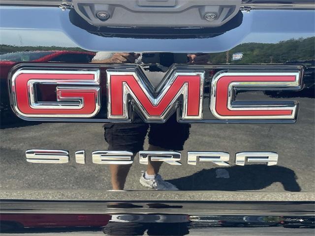 new 2025 GMC Sierra 1500 car, priced at $46,671