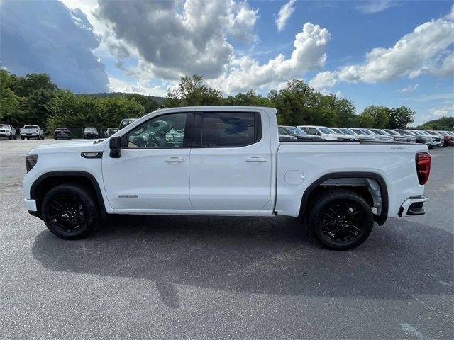 new 2025 GMC Sierra 1500 car, priced at $42,739