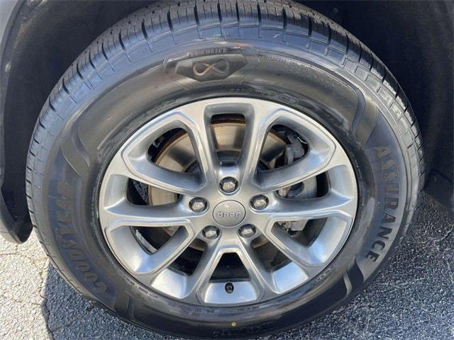 used 2014 Jeep Grand Cherokee car, priced at $13,380