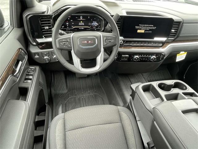 new 2025 GMC Sierra 1500 car, priced at $48,437