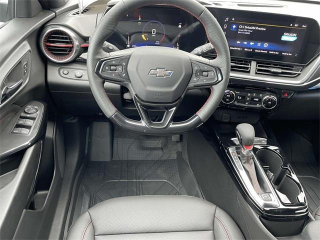 new 2025 Chevrolet Trax car, priced at $25,995
