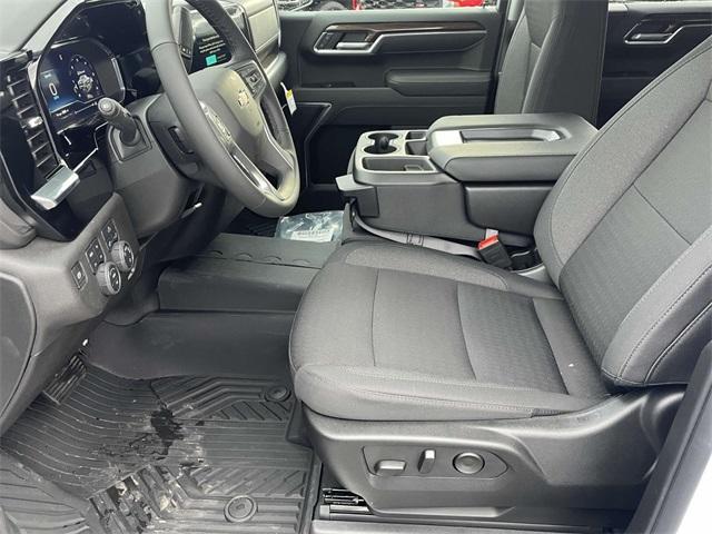 new 2025 Chevrolet Silverado 1500 car, priced at $49,707