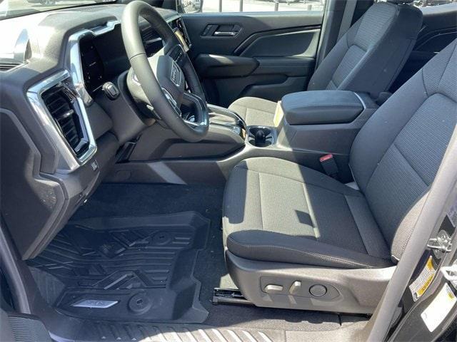 new 2025 GMC Canyon car, priced at $42,986