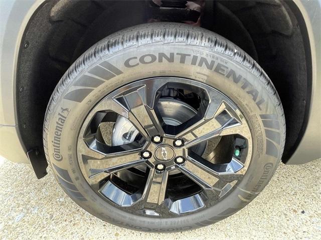 new 2026 Chevrolet Equinox car, priced at $29,917