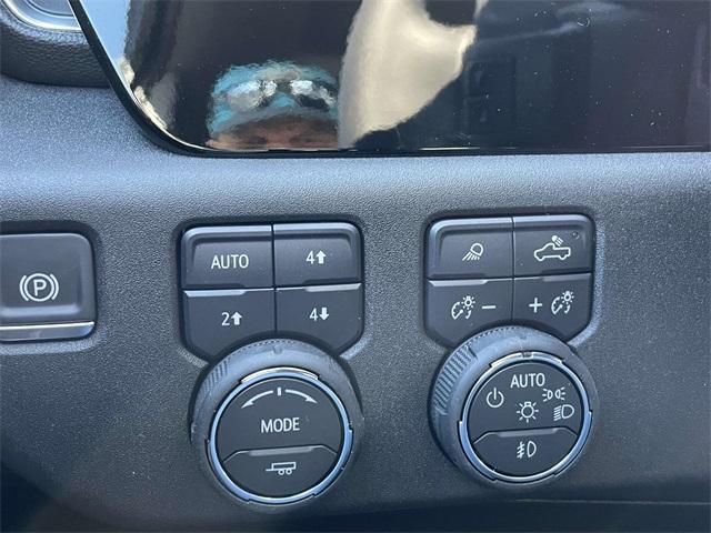 new 2025 Chevrolet Silverado 1500 car, priced at $53,773