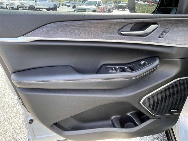 used 2021 Jeep Grand Cherokee L car, priced at $24,677