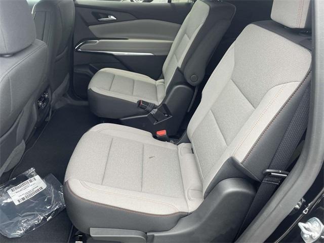 new 2025 Chevrolet Traverse car, priced at $41,114