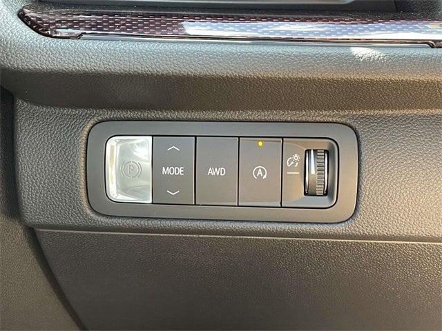 new 2026 Chevrolet Traverse car, priced at $50,434