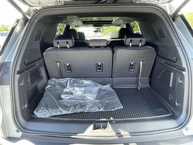 new 2026 Chevrolet Traverse car, priced at $50,434