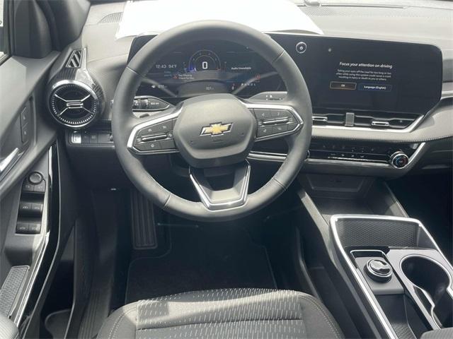 new 2026 Chevrolet Equinox car, priced at $28,784