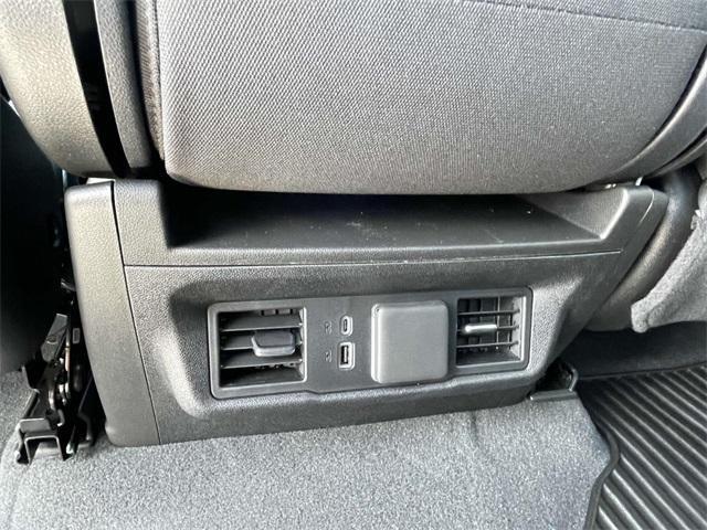 new 2025 GMC Sierra 1500 car, priced at $46,671