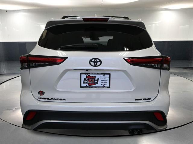 used 2021 Toyota Highlander car, priced at $34,993