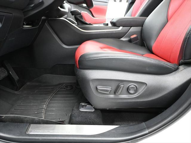 used 2021 Toyota Highlander car, priced at $34,993