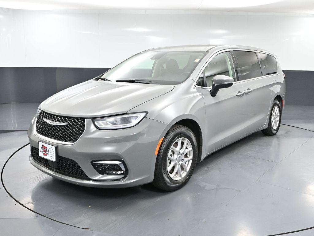 used 2023 Chrysler Pacifica car, priced at $23,987