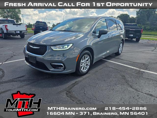 used 2023 Chrysler Pacifica car, priced at $23,993